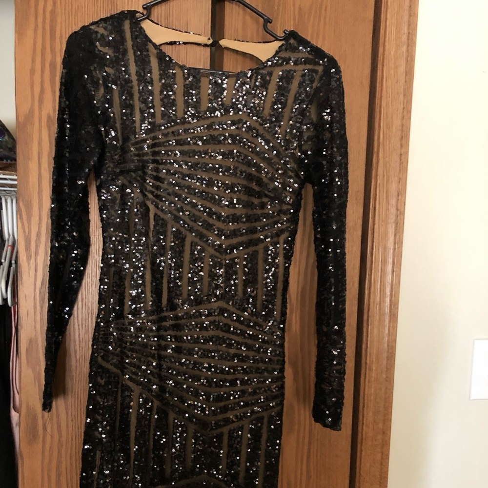 Bodycon Boohoo sequin party dress
